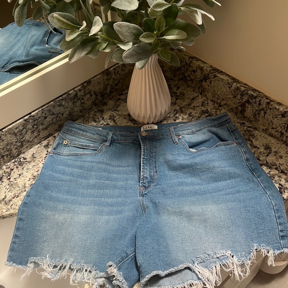 Worn once jean shorts